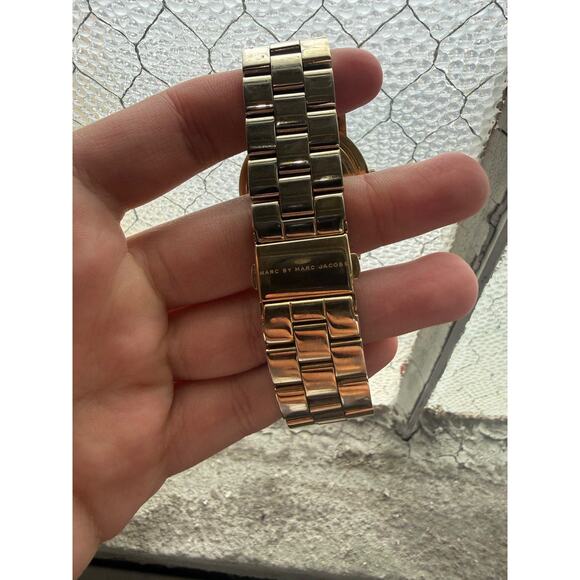 Marc By Marc Jacobs Gold Tone Watch White Dial Crystal Markers Quartz Womens Wor main image 6